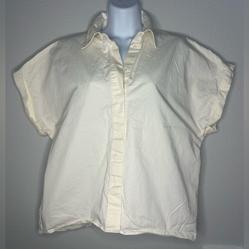 Zara Women’s Cream Short Sleeve Button Down Blouse XS